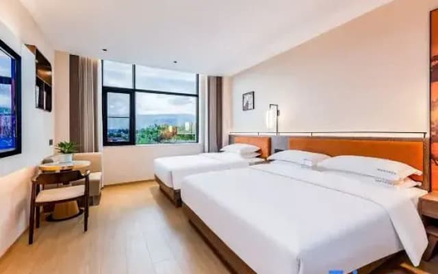Bonahuishe Chain Hotel (Mangshi Airport Little Golden Pagoda Branch, Dehong）