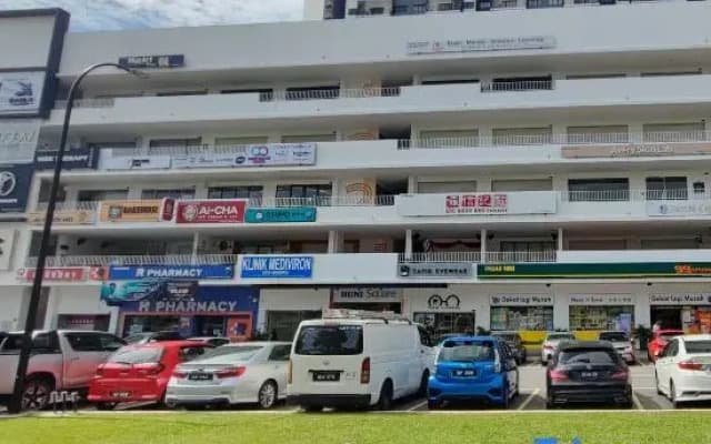 Fluffy Stay at Huni Setia Alam by HCK