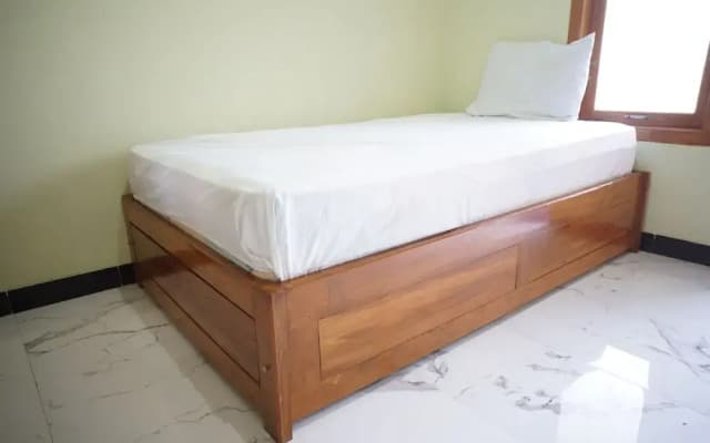 OYO 95103 Madiun Dkost Syariah