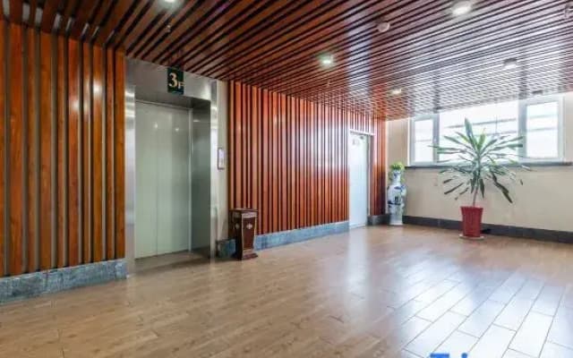 Tianyuan Jibushi Hot Spring Hotel