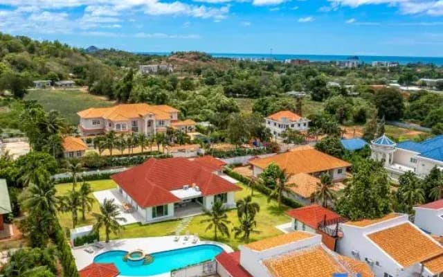 Amazing Private 6 Bedroom Pool Villa (ED60)