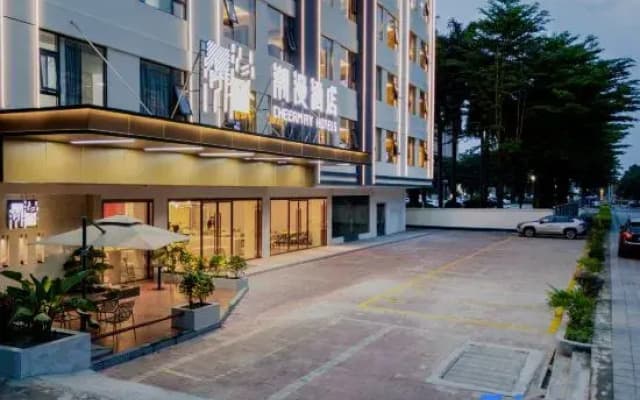 Cheermay Hotels (Zhaoqing Qixingyan East Gate Plaza Branch)