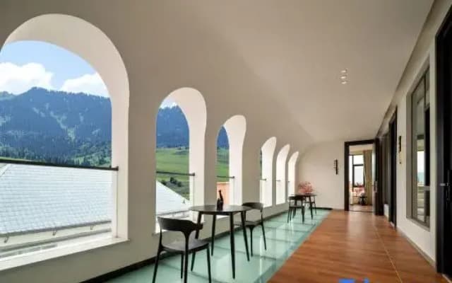 Nazhen Xiaolou · Excellencyyl · Courtyard Vacation Boutique Stay (Nalati Scenic Area)