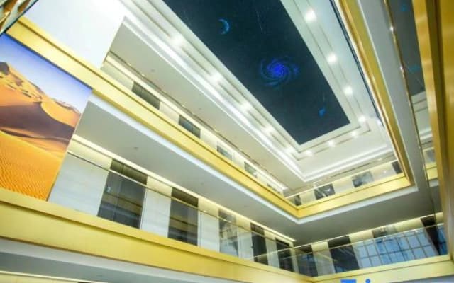 Qingfeng Xiaozhu Hotel
