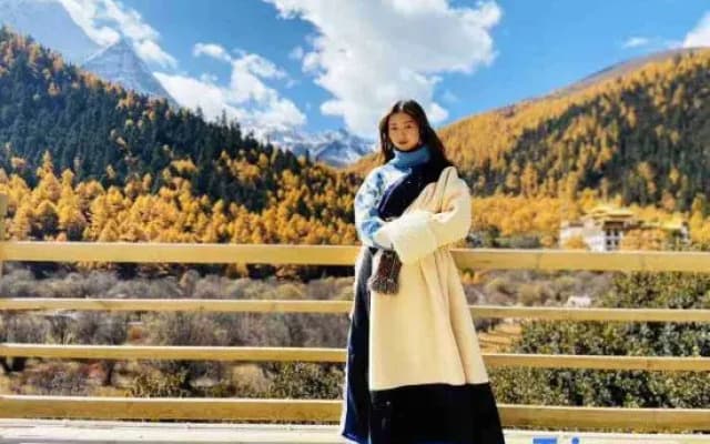 Guanyue Homestay (Shuangqiao Valley Scenic Area of Mount Siguniang)