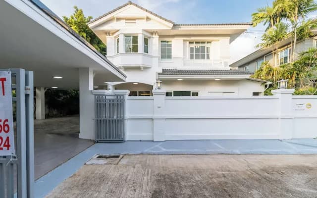 4BR Pool Villa Movie Room V289