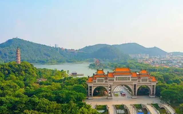 Crystal Hotel  Foshan Shunde Qinghui Garden
