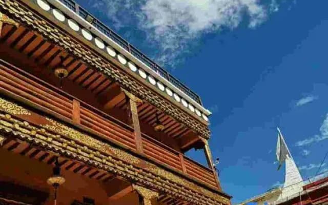 Danba Arong Folk Custom House