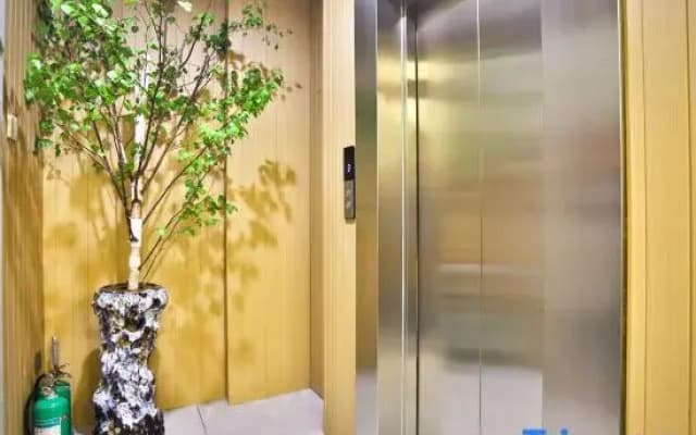 Yunji·Smart Cinema Holiday Homestay