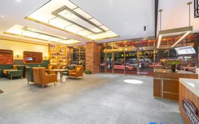 James Joyce Coffetel (Zhumadian Zhengyang Mingmen Wangxuan Branch)