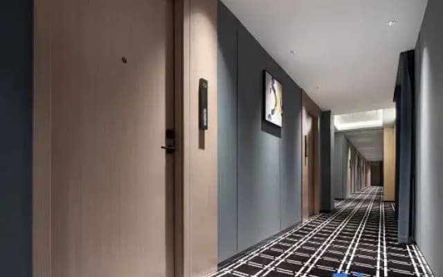 Me Young Me House Hotel (Zhuzhou Future Cloud MALL Shennong City)