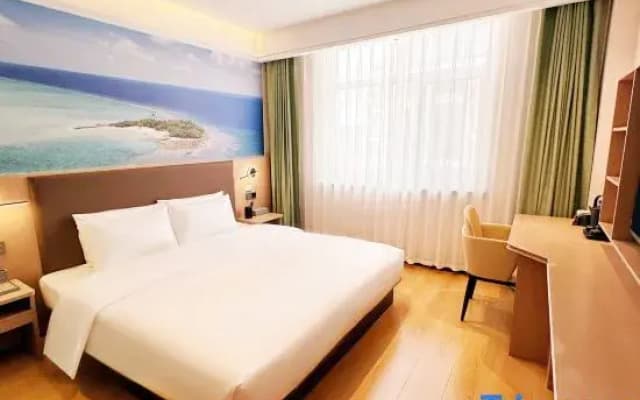 Silver Plaza Joy Select Hotel (Penglai Branch)