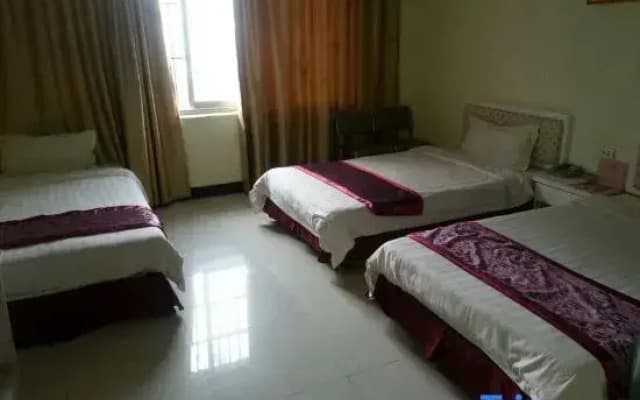 Suiping Xinxin Express Hotel