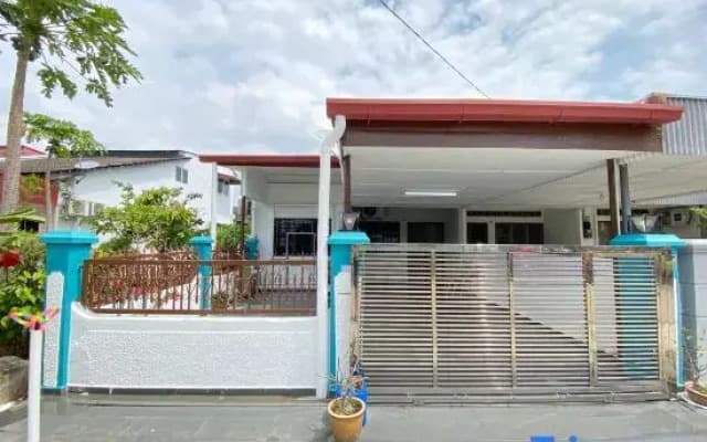 Ruma 520 Ujong Pasir by Jeffery Lam Home Management