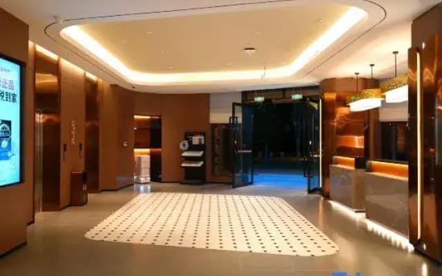 Home Inn Select (Chuxiong Nanhua High-speed Railway Station Hotel)