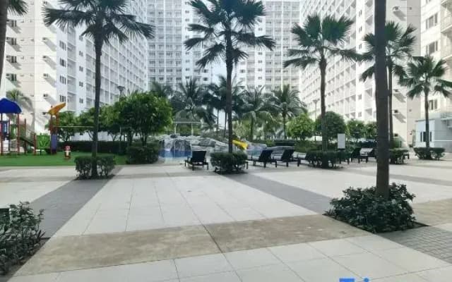 Shore residence - Near MOA NAIA - 915