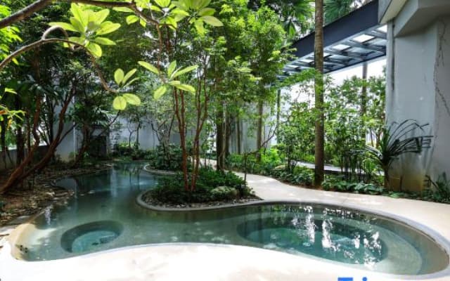 The Mews KLCC Kuala Lumpur by Moist【Located in the City Center+10 mins to Twin Towers+ pool】