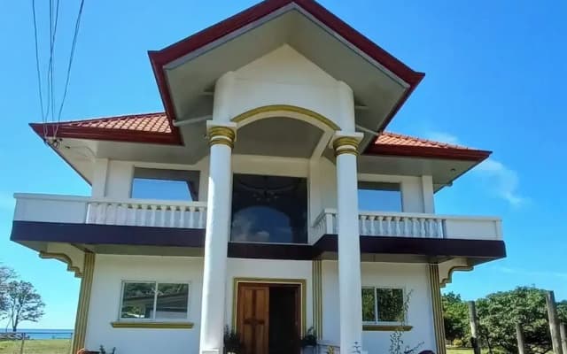 Seven Waves Beachfront