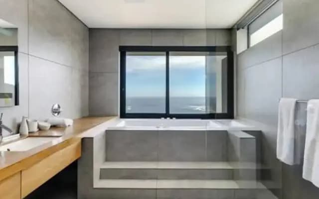 Luxurious Holiday Villa w Views Pool Jacuzzi Halo Villa