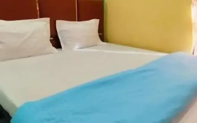Yamunotri Darshan Resort By Preet rS