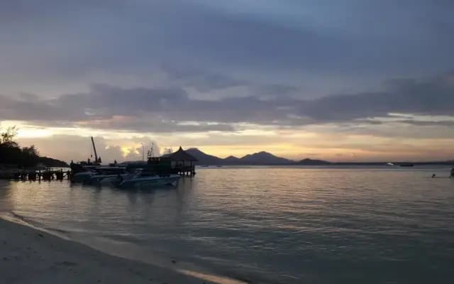 Minnie Seaview Resort