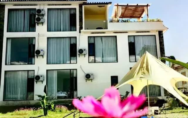 Dali · Shanlan Guishe Xanadu Villa | Sunset View Smart Homestay (Erhai Longkan Wharf)
