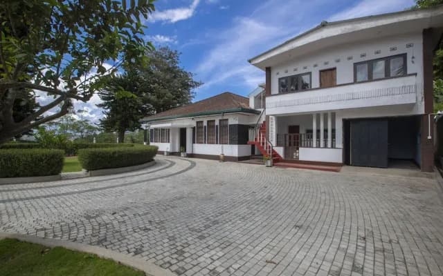Bandarawela City Bungalow