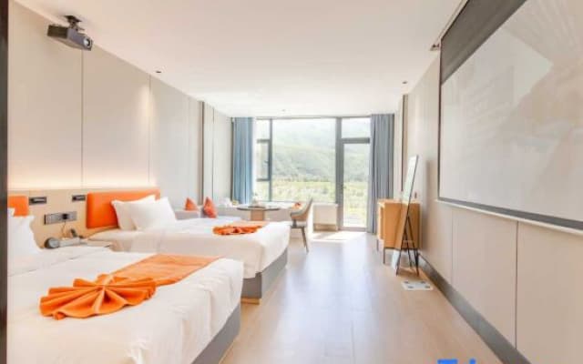 Shanshui Jiangnan Homestay (Nalati Scenic Area Branch)