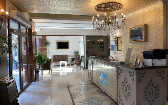 Grand Anzac Hotel