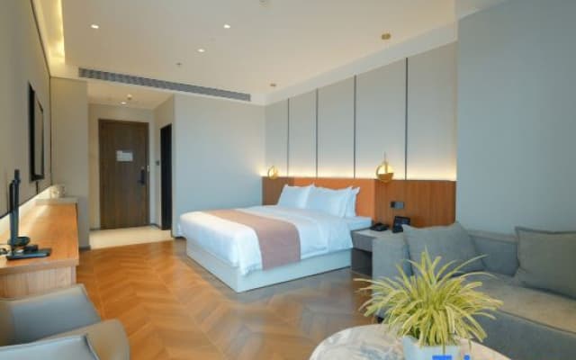 Korla Marriott Hotel Pear City