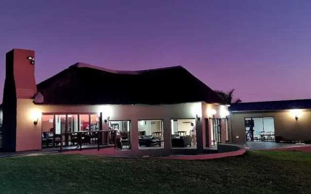 Umbono Private Lodge