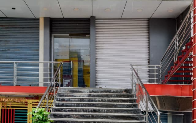 Super Hotel O Saibaba Temple Chintal Formerly Himagiri Luxury Room