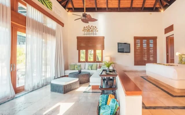 Bungallow 2 People Private Pool and Garden