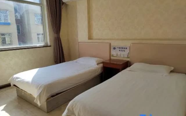Qixia Guangtai Business Hotel