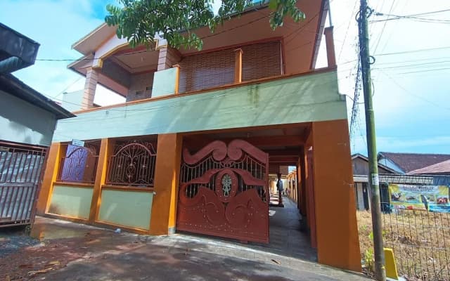 Hotel O Azeela Kost Syariah