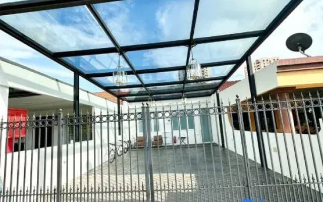 Stylish Cozy Landed Jelutong 3BR 2B 4CP-10poax by 3C
