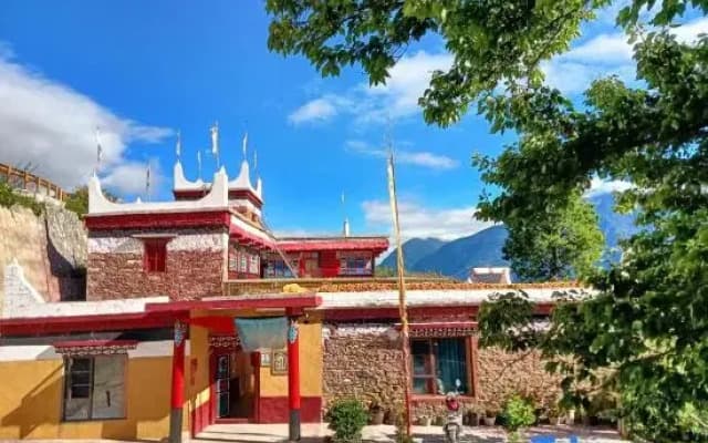 Danba Xingyuan Homestay