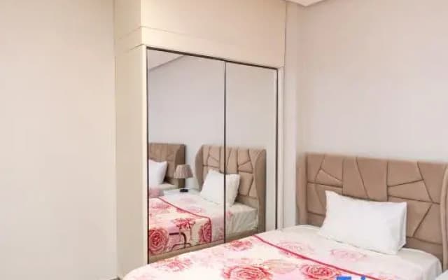 Lurette Hotel