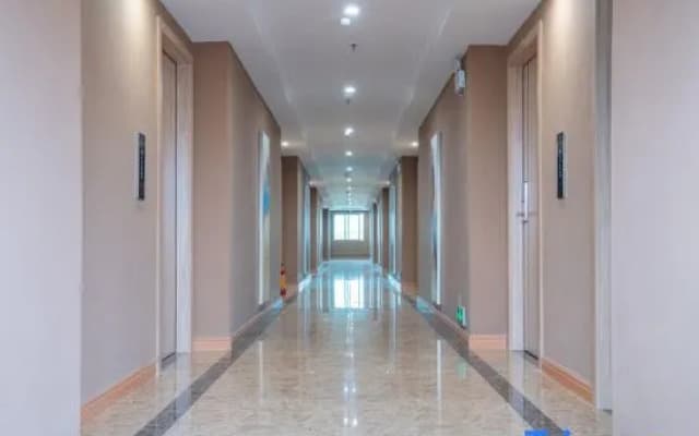Yihao Hotel