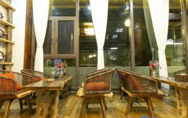 Wanfeng Lin Sandu Guesthouse