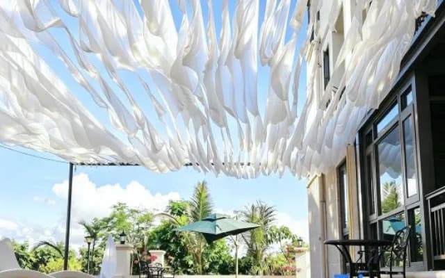 Floral Hotel· Moon Seaview Hotel