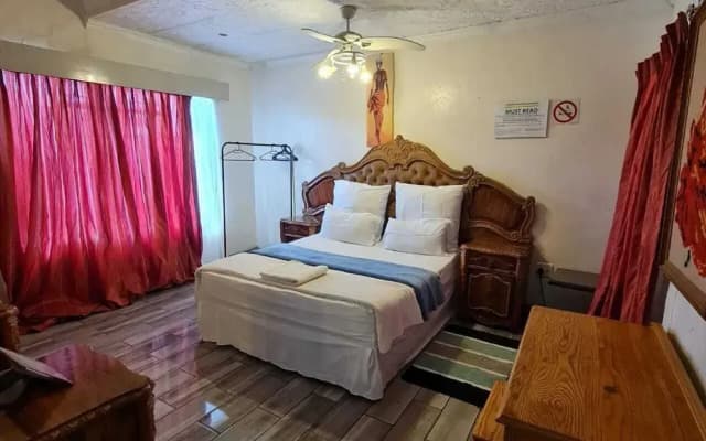 HostHub Guest House