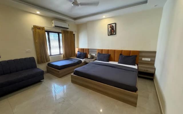 Hotel Shiv Inn By T And M Hotels
