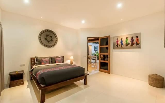 Manis, Luxury 3 Bedroom Heart of Seminyak