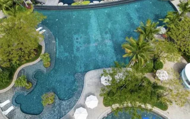 Sanya Yunya Haige Design Art Hotel (Nanshan Temple Yazhou Bay Beach Branch)