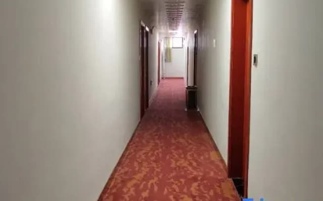 Xiangtan Jinma Danlong Hotel (Bus Station)