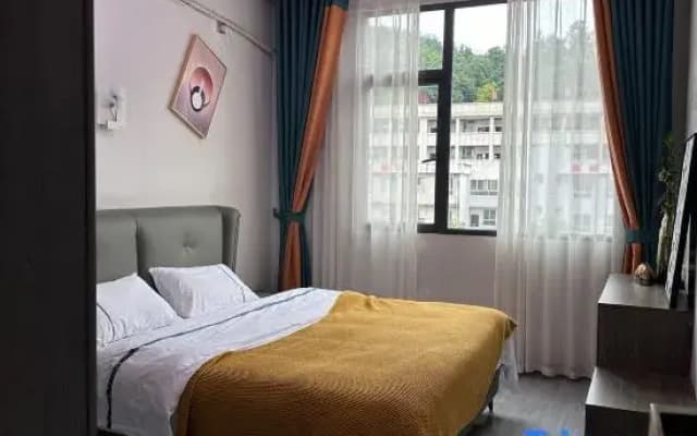 Lichuan Tingting Homestay