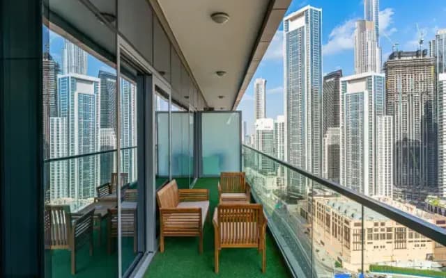 Burj View 2BHK • Downtown • Infinity Pool