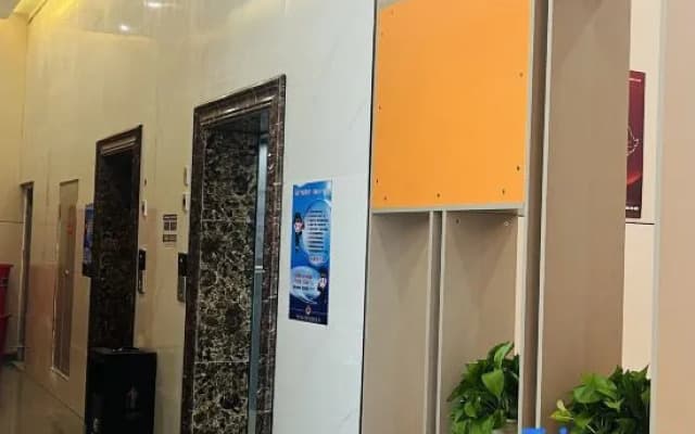 Yunshang Baoting Hotel (Kashgar Frontier International Trade Center Hualing International Branch)