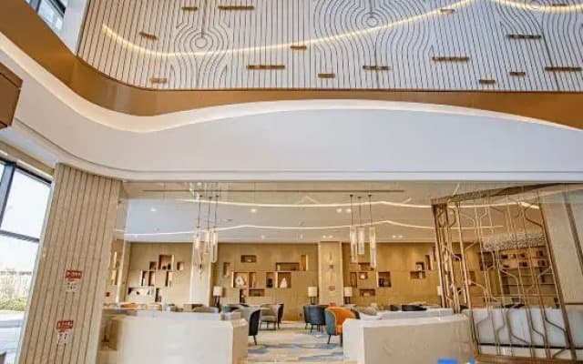 Empark Kingworld Hotel